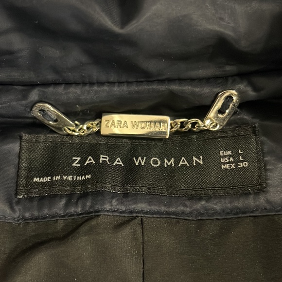 Navy Blue with light gold trim and Black Belt on waist and cuffs. Black Faux fur - Picture 8 of 9